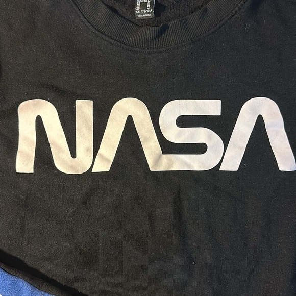 Size M Chemistry NASA crewneck sweatshirt- black - Picture 5 of 7